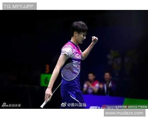 武汉羽毛球队在邀请赛中以77分稳居积分榜首位